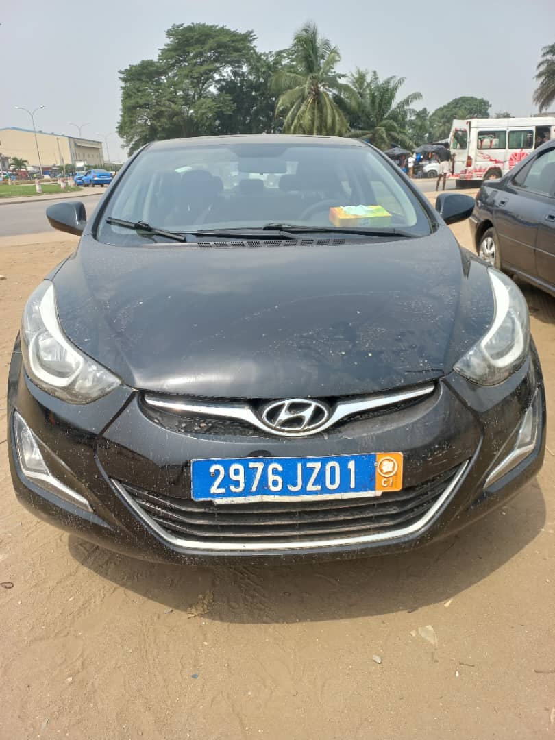 HYUNDAI ELANTRA 2016