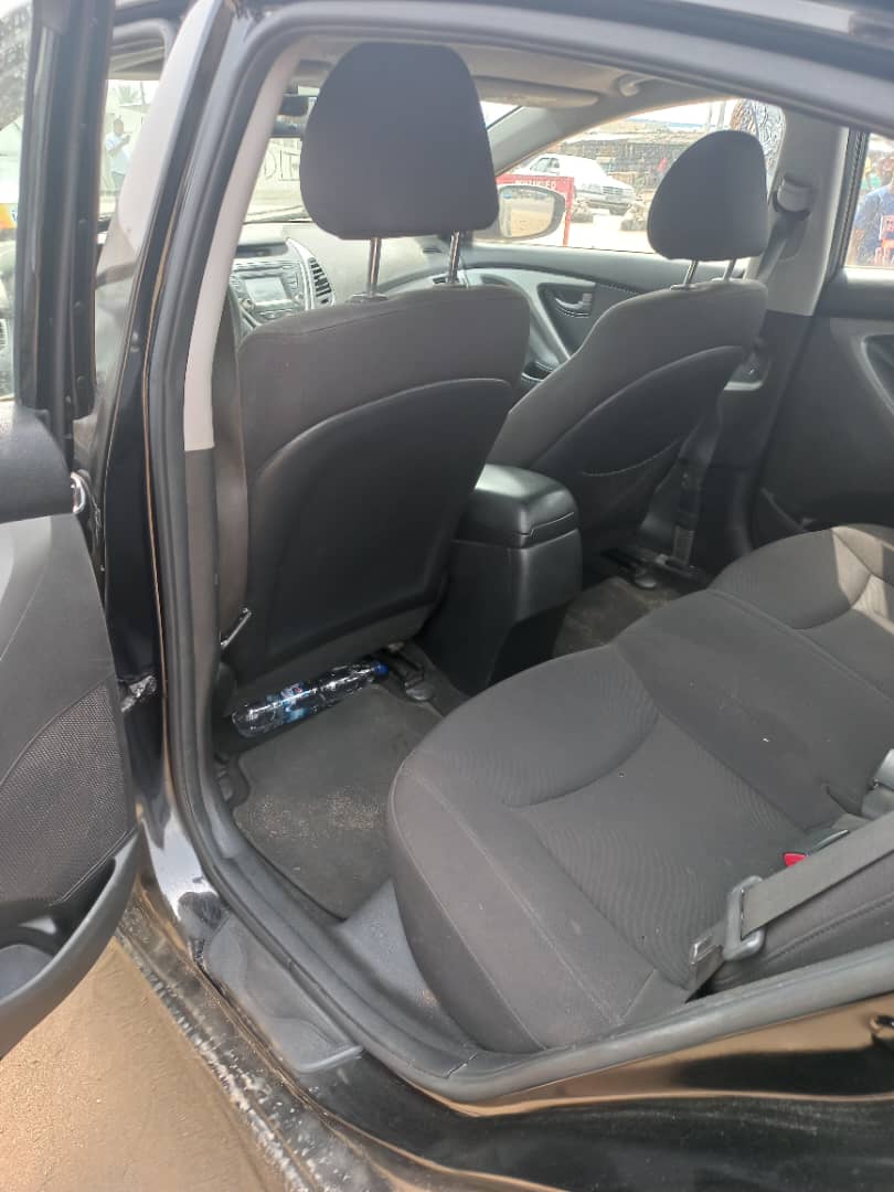 HYUNDAI ELANTRA 2016 — photo 4