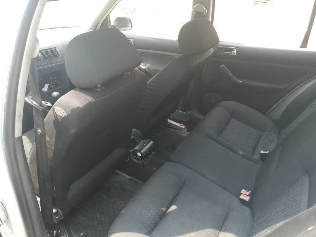 VOLKSWAGEN GOLF — photo 4