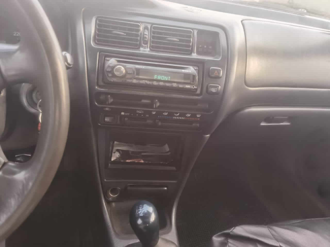 TOYOTA E100 — photo 3