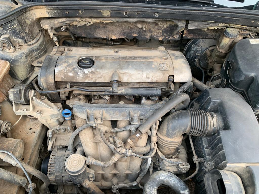 PEUGEOT 407 — photo 3