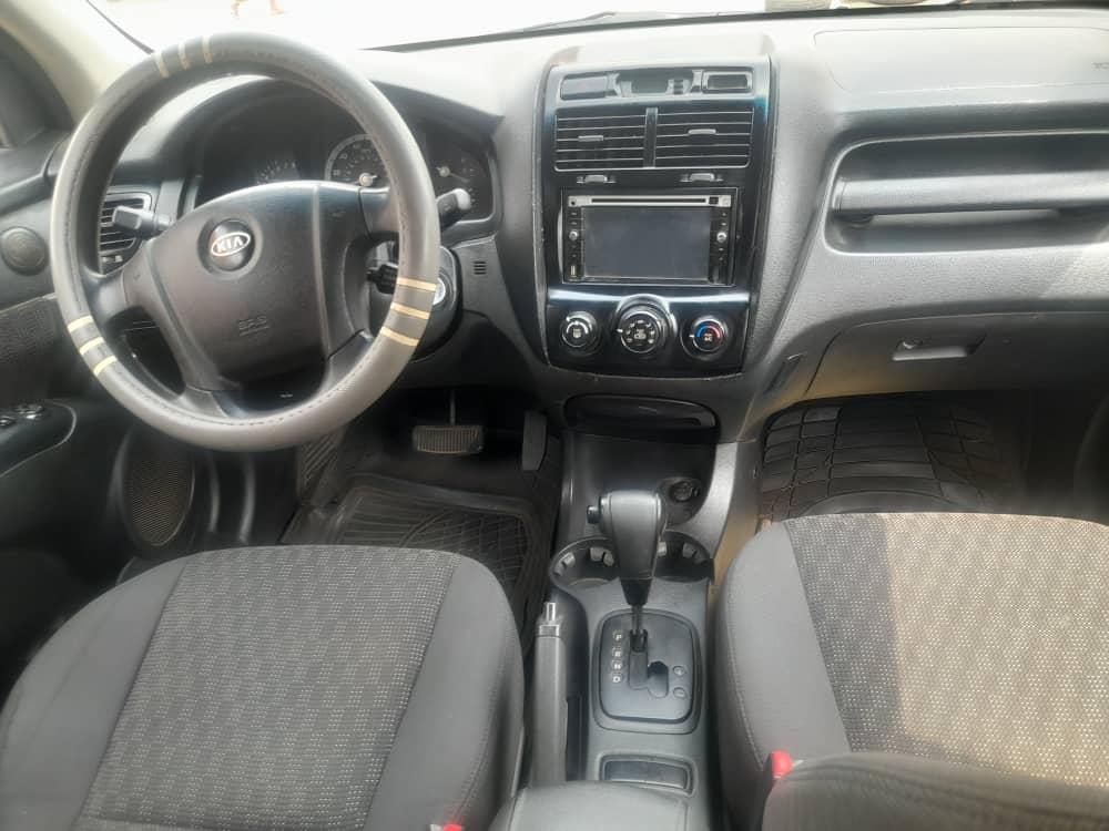 KIA SPORTAGE 2007 — photo 2