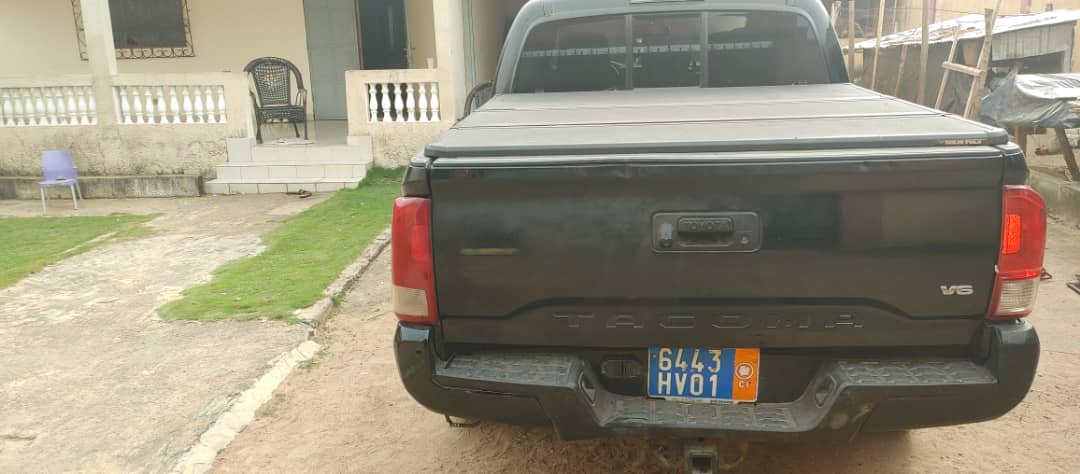 TOYOTA TACOMA 2016 — photo 6
