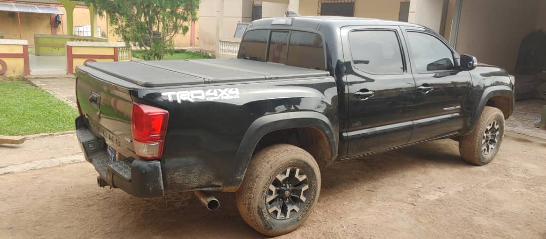 TOYOTA TACOMA 2016 — photo 5