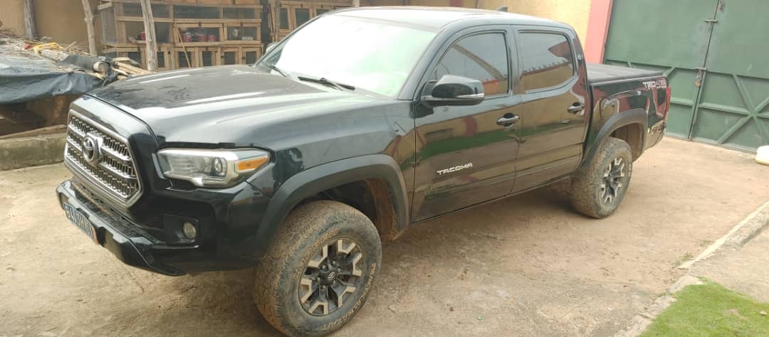 TOYOTA TACOMA 2016 — photo 4
