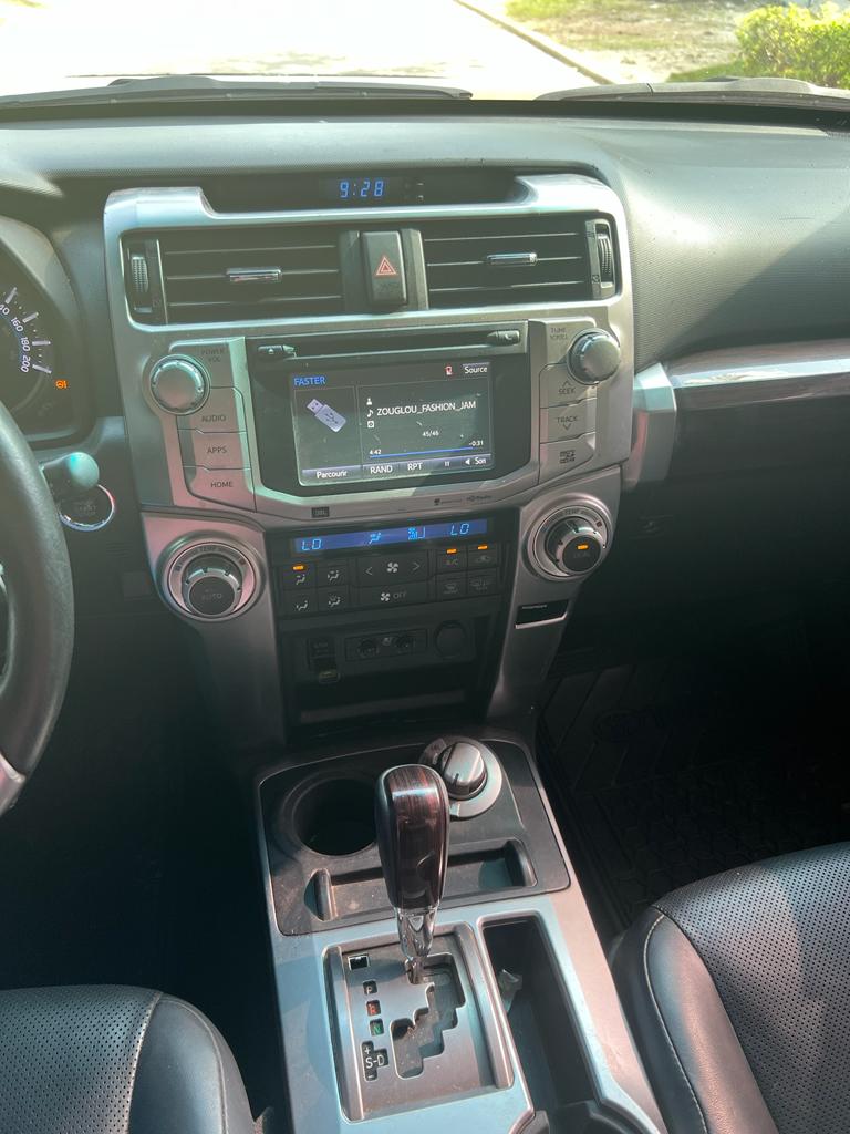 TOYOTA 4RUNNER 2016 — photo 2