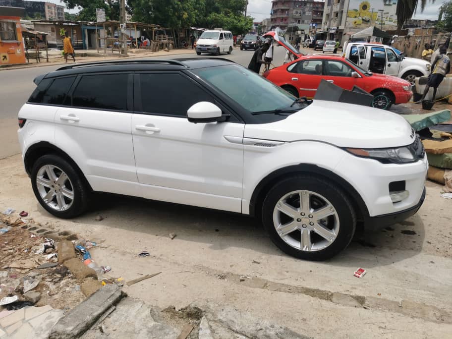RANGE ROVER EVOQUE 2014 — photo 6