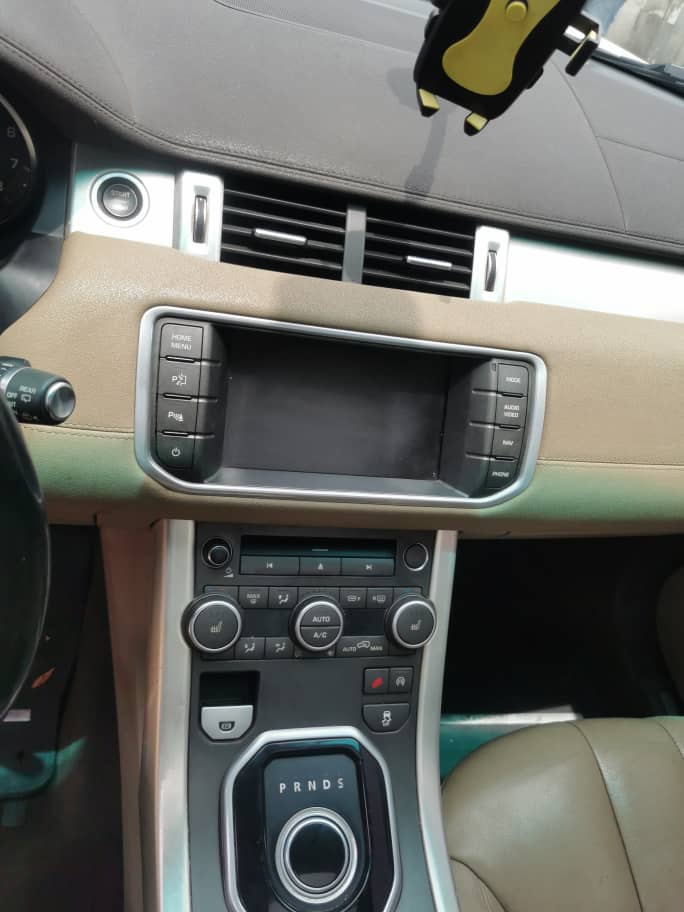 RANGE ROVER EVOQUE 2014 — photo 3
