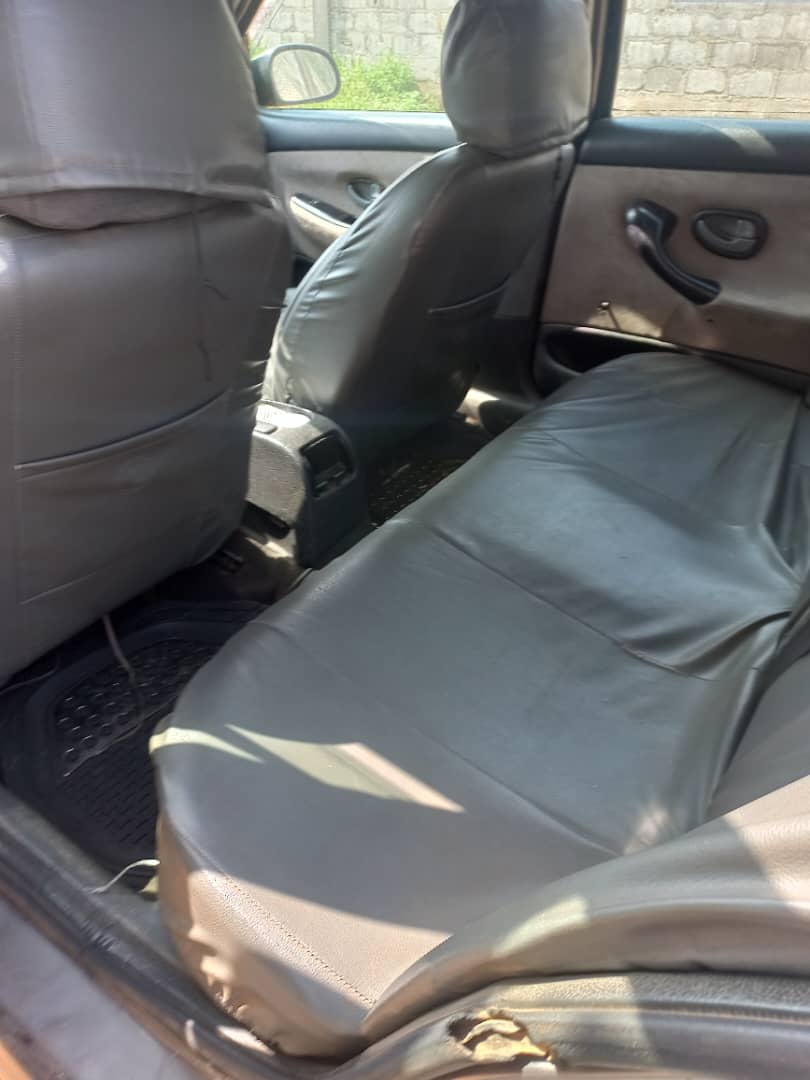 PEUGEOT 406 PHASE 2 HU — photo 4