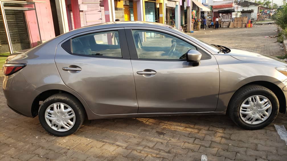 TOYOTA YARIS 2016 — photo 3