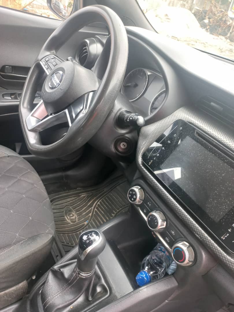 NISSAN KICKS 2020 — photo 3