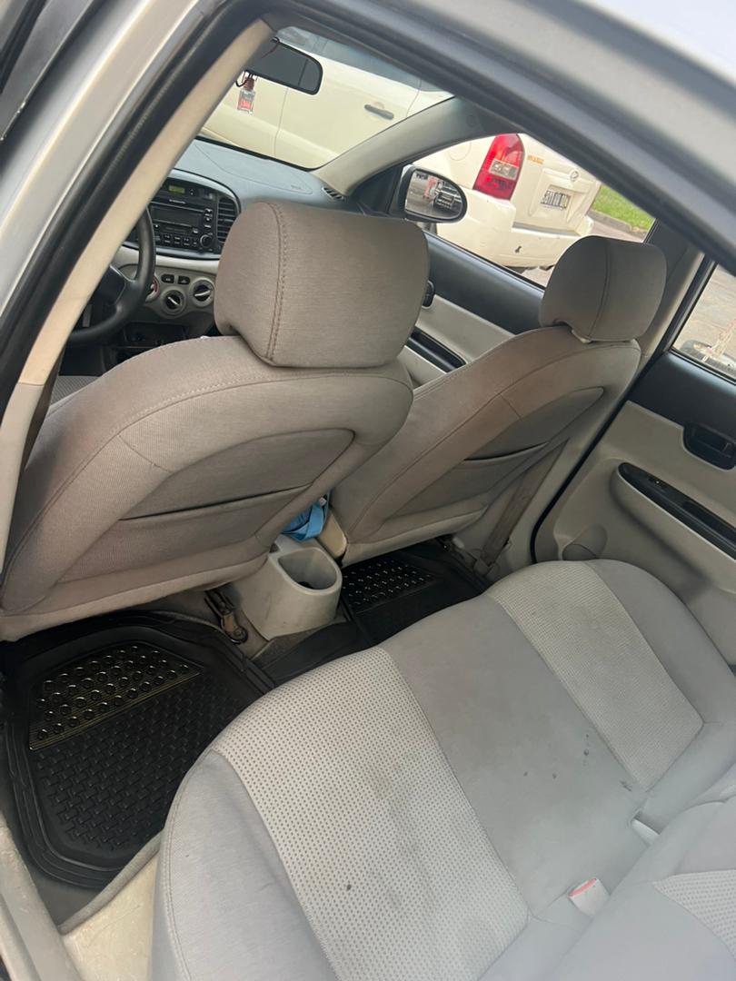 HYUNDAI ELANTRA 2007 — photo 3