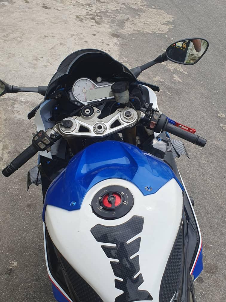 BMW S1000RR — photo 2