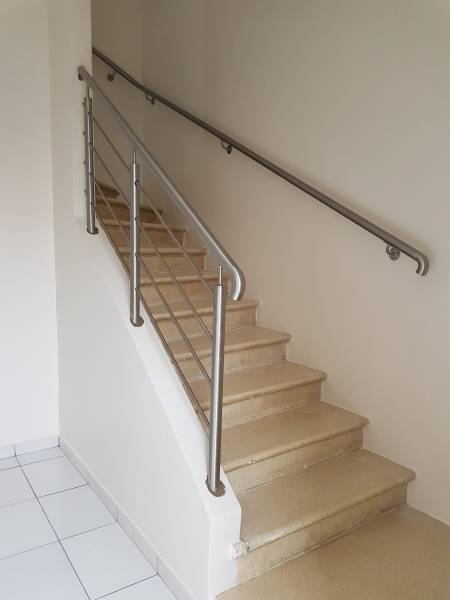 RAMPE D'ESCALIERS INOX ABIDJAN