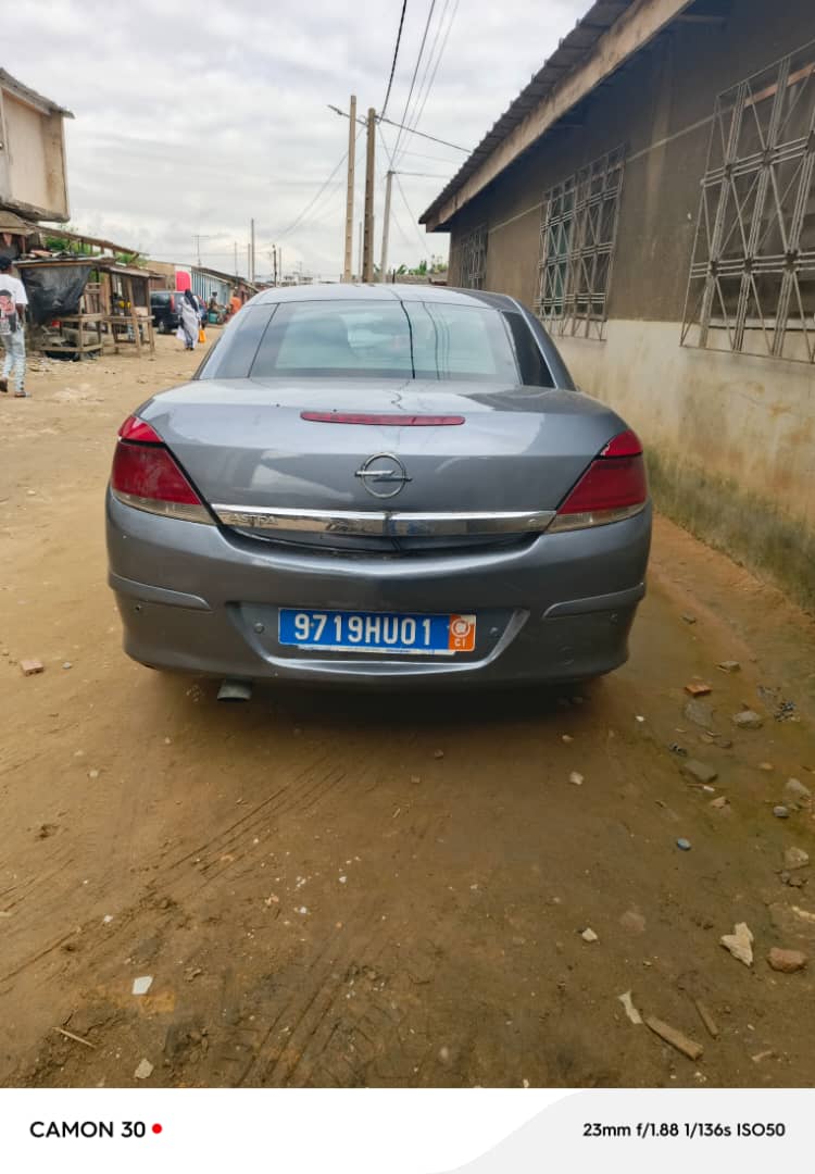 VOITURE OPEL A VENDRE — photo 6
