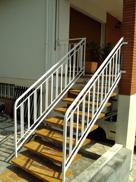 RAMPE D'ESCALIERS INOX ABIDJAN — photo 3