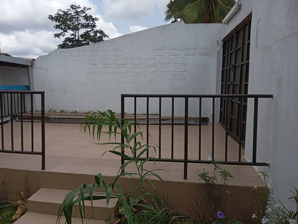 *? À LOUER – VILLA BASSE 4 PIÈCES À COCODY 2 PLATEAUX MACACI* — photo 3
