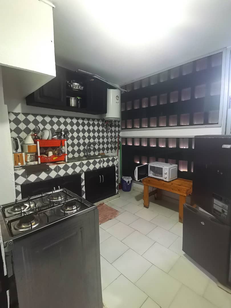 3 pièces meublée Cocody centre en face de la maison du pdci. — photo 3
