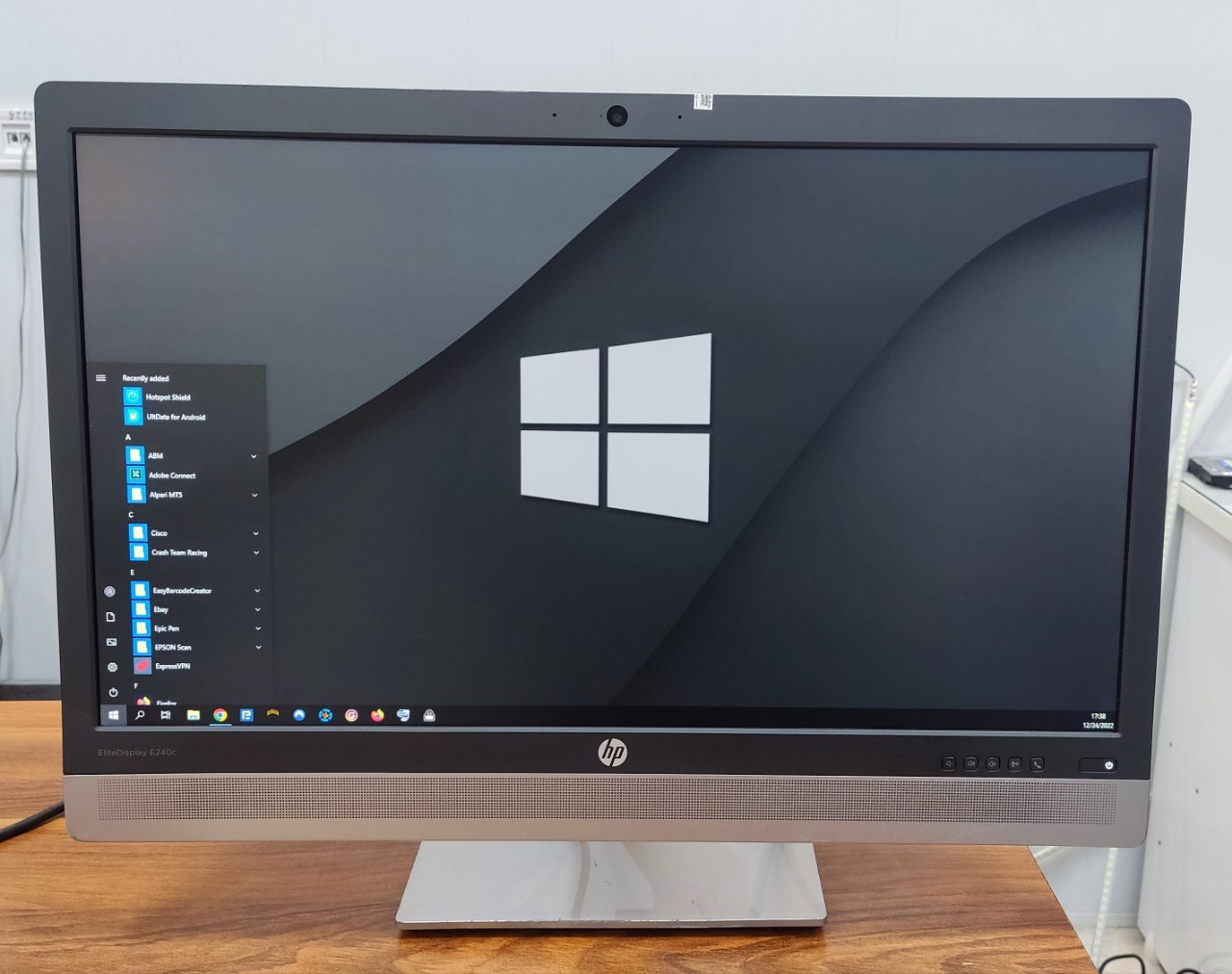 Ecran HP E240C FULLHD 24" — photo 3